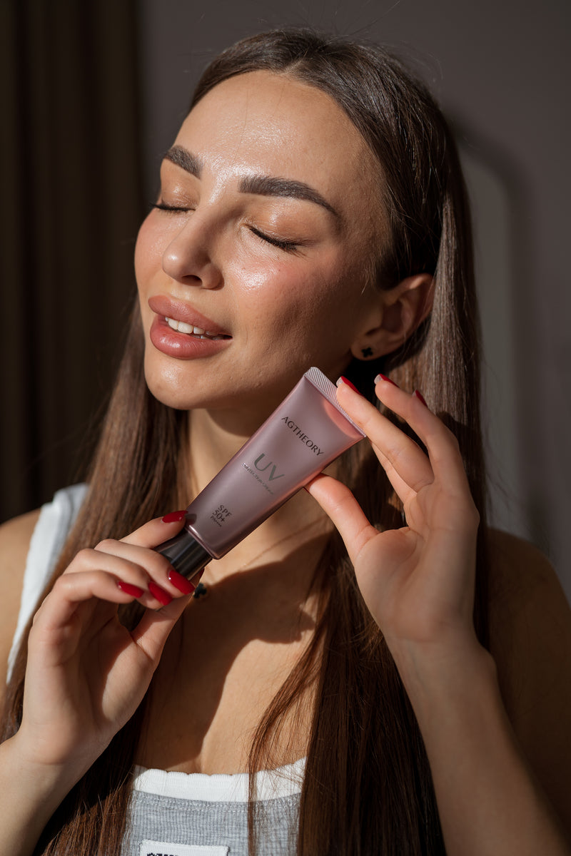 AXXZIA AGTheory UV Protection Cream SPF50 - Антивозрастной крем с